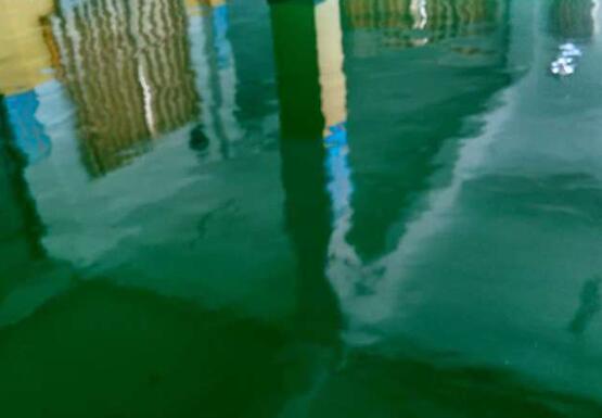 甘肅現(xiàn)代職業(yè)學院實驗室環(huán)氧自流平地坪施工案例